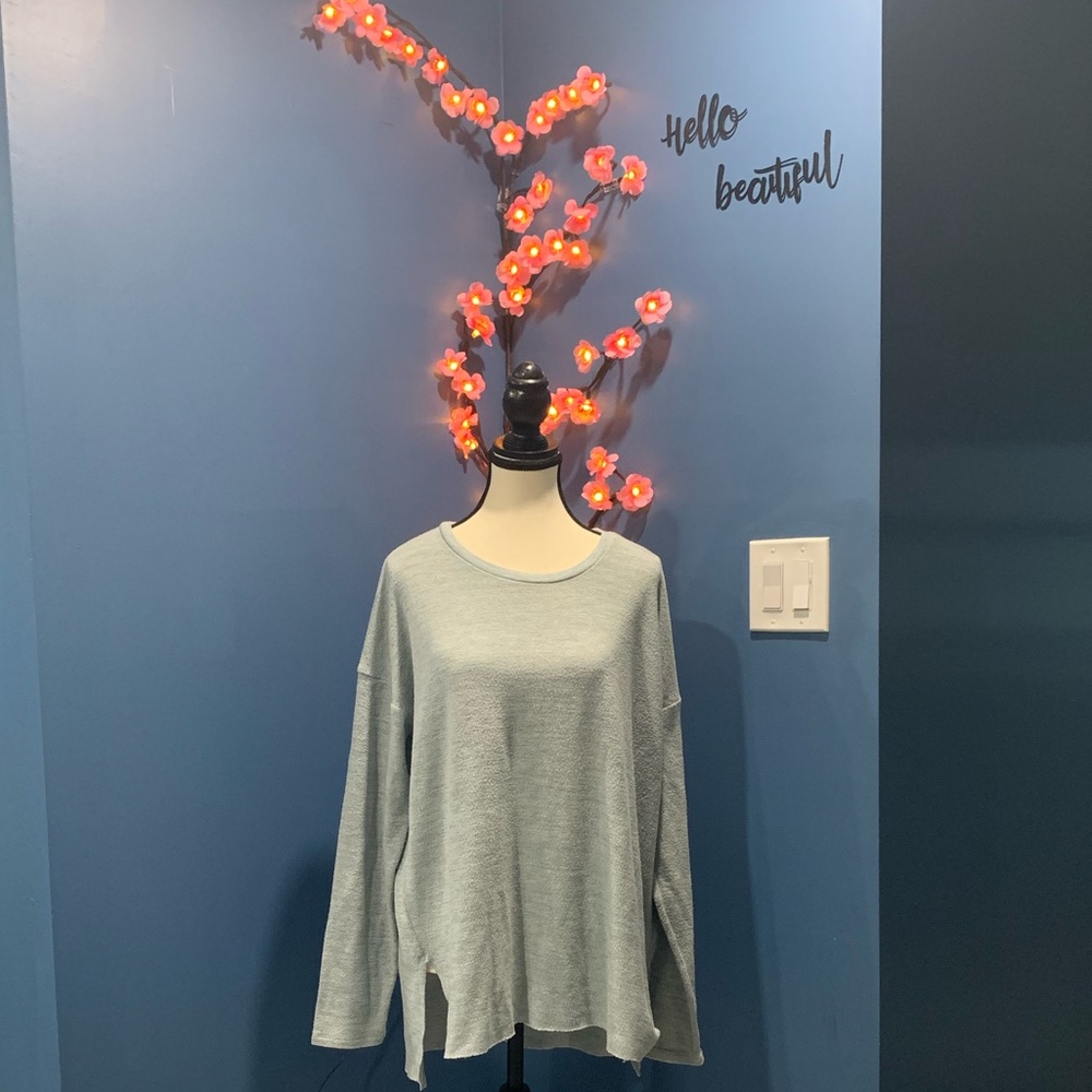 American Eagle Soft & Sexy Plush Light Blue Gray Pullover Sweater